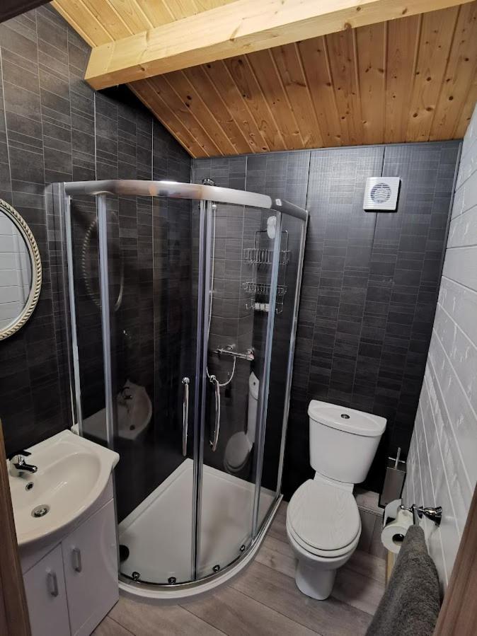 Westport Country Chalets Buitenkant foto